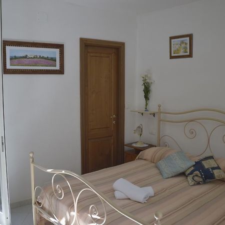 Agriturismo Millefiori レヴァント エクステリア 写真