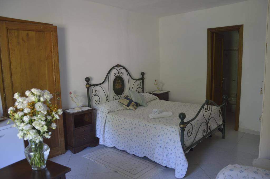 Agriturismo Millefiori レヴァント エクステリア 写真