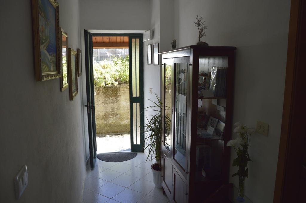 Agriturismo Millefiori レヴァント エクステリア 写真