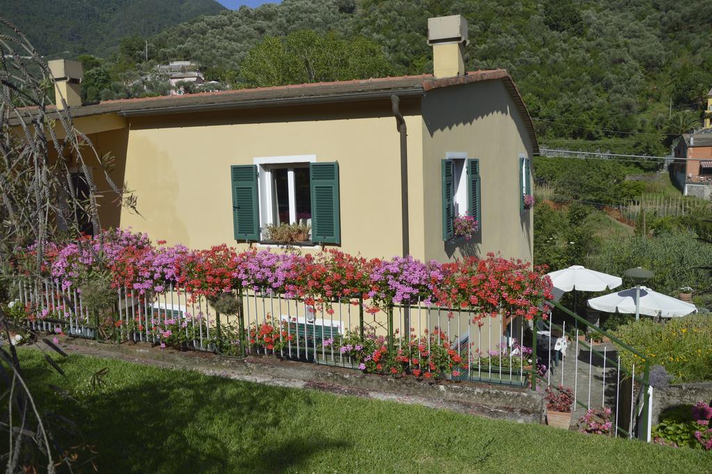 Agriturismo Millefiori レヴァント エクステリア 写真